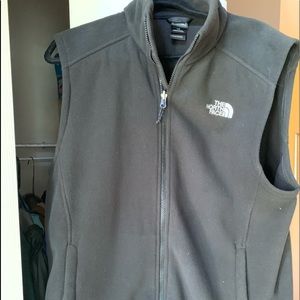 Men’s North Face Fleece vest